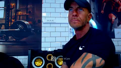 fabxxxl online show from February 7, 2025, 1:22 pm