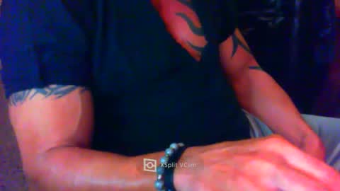 fabxxxl online show from February 20, 2025, 9:31 pm