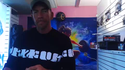 fabxxxl online show from September 24, 2025, 8:28 am