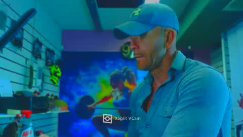 fabxxxl online show from December 23, 2025, 8:23 am