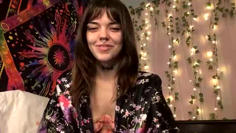 Faerie 3 online show from October 10, 2025, 11:59 pm