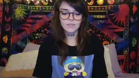 Faerie 3 online show from February 28, 2026, 1:17 am