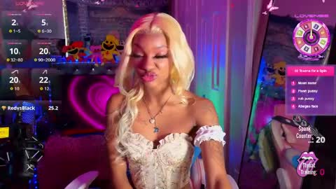 Fae and Cheta online show from April 24, 2026, 8:55 pm