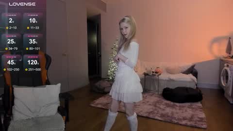 fairy_casey online show from December 1, 2025, 7:30 pm