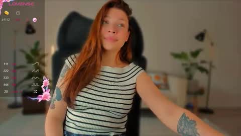 fairy_lele online show from October 24, 2025, 2:41 am