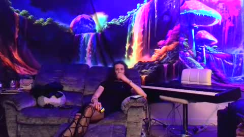 Snapshot of fairy_moan chatting on February 6, 2026, 1:43 am fairy_moan online show from February 6, 2026, 1:43 am