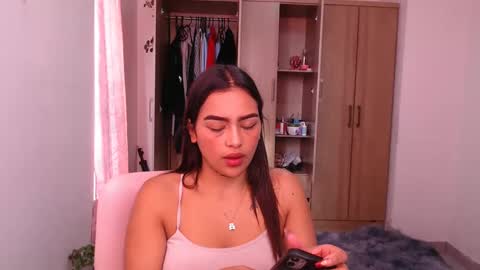 fairylatin online show from February 11, 2025, 12:48 pm