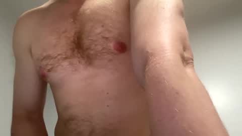 Snapshot of faizerback chatting on October 4, 2025, 12:19 am so horny make me cum online show from October 4, 2025, 12:19 am