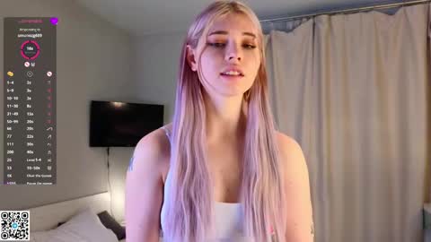 Emilia online show from March 3, 2025, 4:03 am