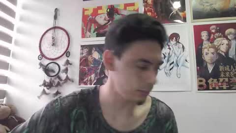 fall_dutt online show from November 25, 2025, 7:03 pm