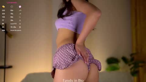 Kim online show from October 25, 2025, 2:35 pm