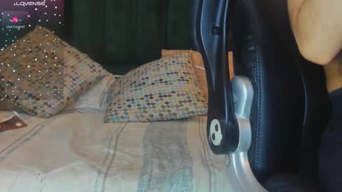 Faloon online show from November 23, 2025, 6:08 pm