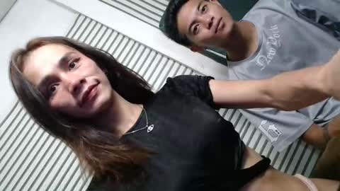 Alexandra x Alexandro online show from April 28, 2026, 2:27 am