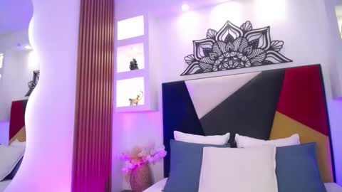 Snapshot of fancy_vixen chatting on February 23, 2026, 3:37 am FANCY online show from February 23, 2026, 3:37 am