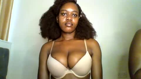 Snapshot of fancyfingers_ chatting on July 21, 2026, 4:48 am fancyfingers1 online show from July 21, 2026, 4:48 am