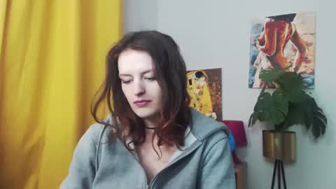 Nadine online show from January 10, 2025, 6:20 am