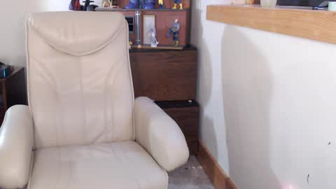 Snapshot of fanfriction chatting on March 9, 2026, 9:30 pm Fan Friction online show from March 9, 2026, 9:30 pm