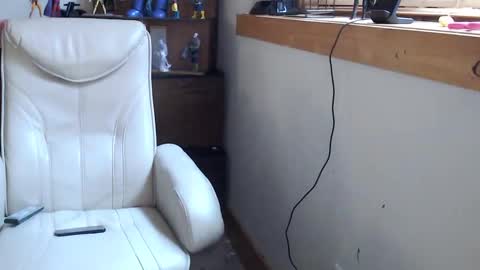 Snapshot of fanfriction chatting on March 15, 2026, 3:51 pm Fan Friction online show from March 15, 2026, 3:51 pm