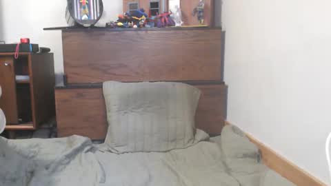 Snapshot of fanfriction chatting on March 21, 2026, 1:26 pm Fan Friction online show from March 21, 2026, 1:26 pm