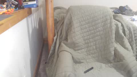 Snapshot of fanfriction chatting on April 11, 2026, 1:21 am Fan Friction online show from April 11, 2026, 1:21 am