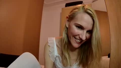 Fanny online show from December 25, 2024, 12:16 am