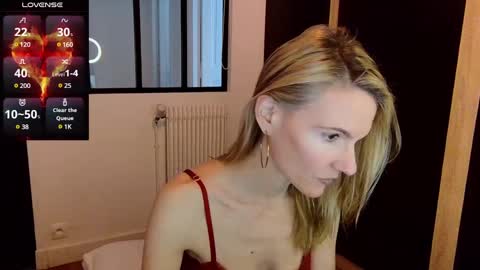 Fanny online show from March 4, 2025, 1:06 pm