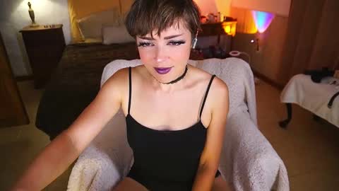 Snapshot of fantastic_sonya chatting on November 27, 2025, 11:40 pm Fantastic Sonya online show from November 27, 2025, 11:40 pm