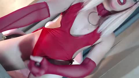 Snapshot of fantasticcock69_daniella chatting on January 14, 2026, 7:14 am DANIELLA - DONT FORGET TO GIVE ME A THUMBSU UP online show from January 14, 2026, 7:14 am