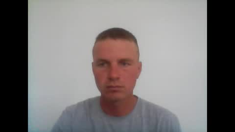 Snapshot of farafonoff chatting on October 5, 2025, 8:12 am farafonoff online show from October 5, 2025, 8:12 am