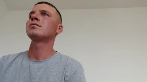 Snapshot of farafonoff chatting on November 3, 2025, 1:01 pm farafonoff online show from November 3, 2025, 1:01 pm