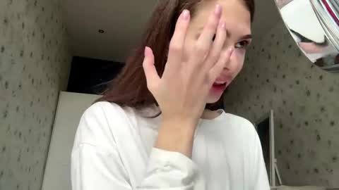 Snapshot of farahgramm chatting on October 26, 2025, 7:25 am Luna online show from October 26, 2025, 7:25 am