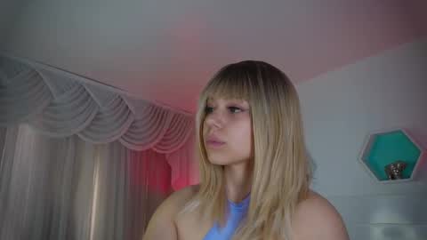 Snapshot of farahh_magdaly chatting on November 4, 2025, 12:04 pm Farah online show from November 4, 2025, 12:04 pm