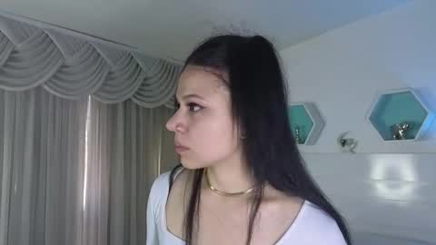 Snapshot of farahh_magdaly chatting on November 7, 2025, 12:05 pm Farah online show from November 7, 2025, 12:05 pm