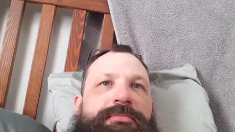 Snapshot of farm2boy chatting on February 21, 2025, 6:15 pm Farm2boy online show from February 21, 2025, 6:15 pm