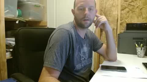 Snapshot of farmboy4720 chatting on February 14, 2025, 7:12 pm farmboy4720 online show from February 14, 2025, 7:12 pm