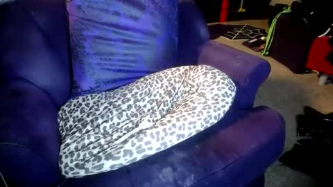 Snapshot of farrahfindom chatting on October 24, 2025, 2:41 am Farrah online show from October 24, 2025, 2:41 am