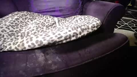 Farrah online show from March 10, 2026, 3:28 pm