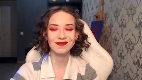 Fascinating   Eyes online show from June 17, 2026, 9:38 pm