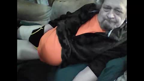 HoneyCumJuice4U online show from April 19, 2026, 2:55 am