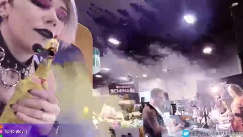  Lily  Waifu  online show from October 24, 2025, 10:17 pm