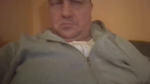 vastagfasz apuci  online show from December 21, 2025, 8:49 pm