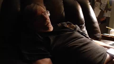 fatdickad online show from April 13, 2026, 9:48 am