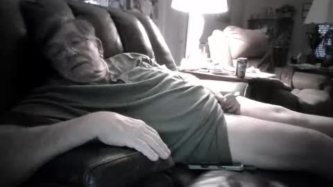 fatdickad online show from April 21, 2026, 11:16 am