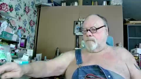 Fred. online show from December 27, 2024, 4:15 am