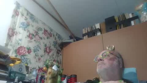 Fred. online show from May 16, 2026, 12:51 am