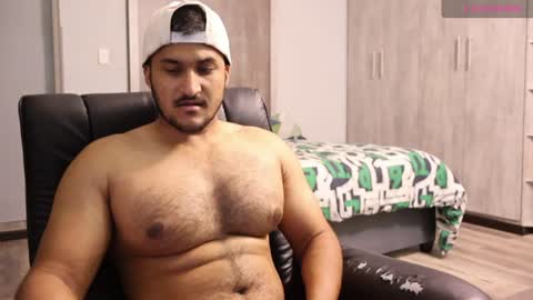 Snapshot of fatherfly001 chatting on June 23, 2026, 8:51 pm fatherfly001 online show from June 23, 2026, 8:51 pm