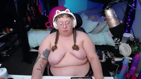 FatVeronica online show from February 26, 2025, 9:27 pm