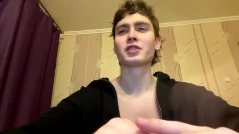 Snapshot of faustfrost chatting on January 7, 2026, 5:04 pm Faust online show from January 7, 2026, 5:04 pm