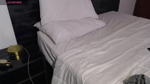 FAUSTO online show from February 24, 2025, 3:23 am