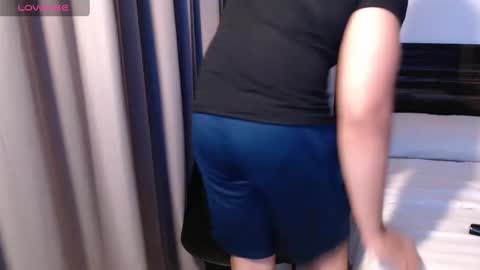 FAUSTO online show from March 1, 2025, 3:21 am